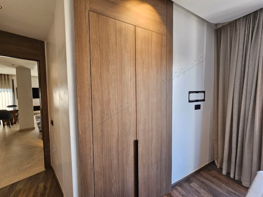 Pretty corner apartment