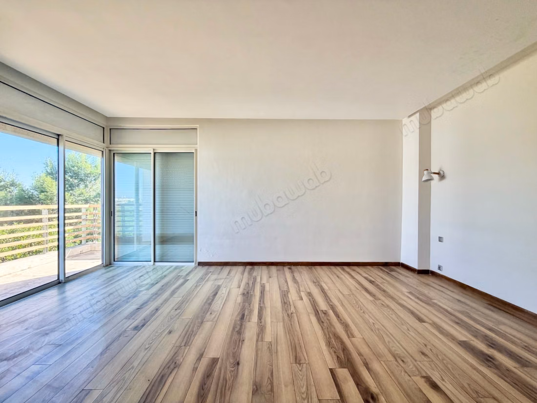 Magnifique villa front golf en location