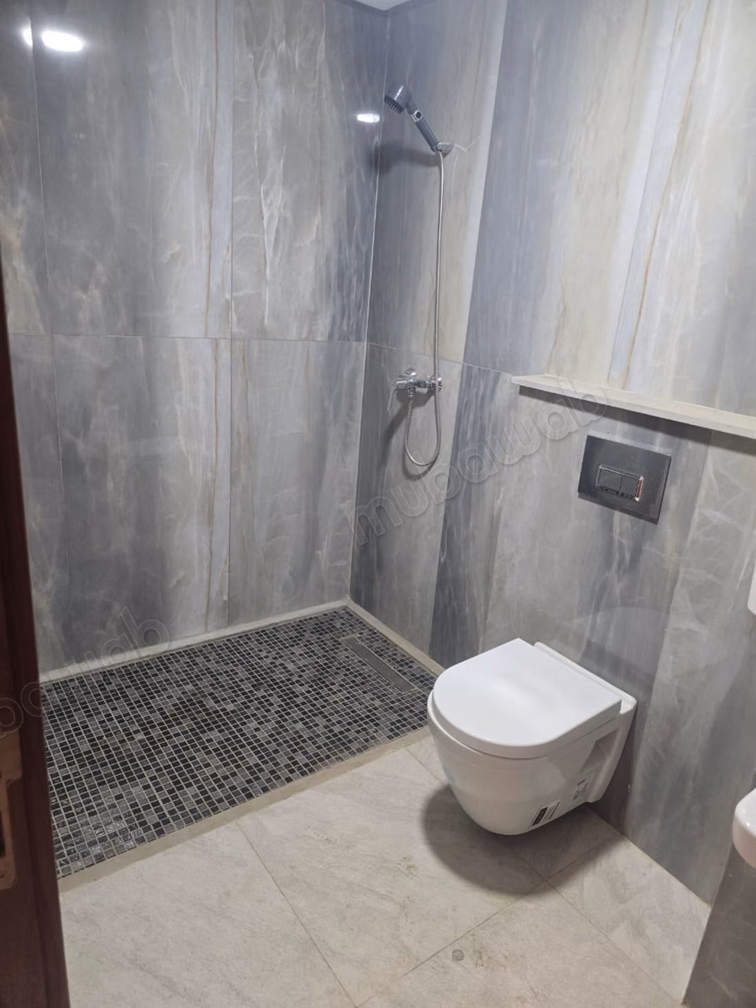 Appartement a louer vide 
route casablanca 
hay Andalouss