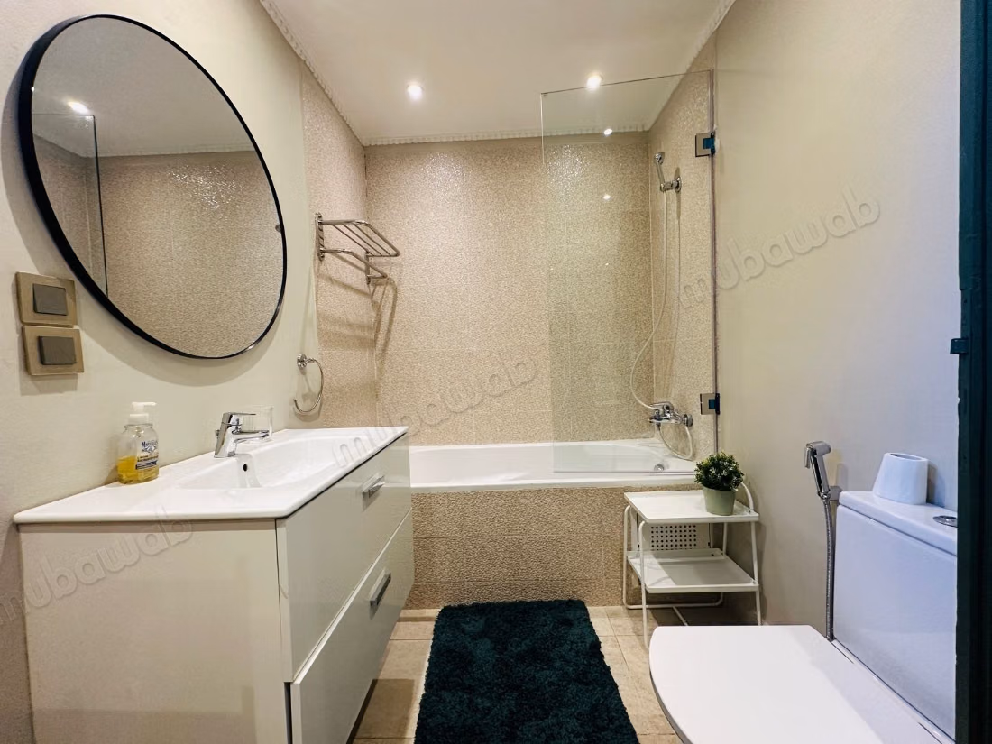 À LOUER – Spacieux appartement en plein Hivernage