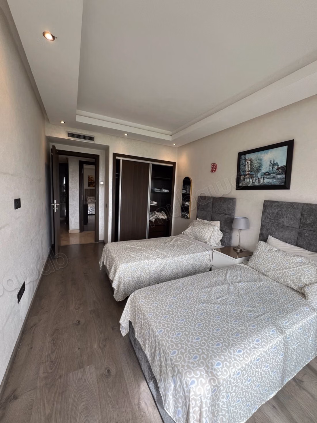 Apartment for rent in Ferme Bretonne Hay Arraha. Area of 180 m². Furnished