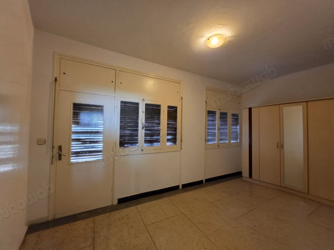 Spacious house on 3 levels, close to the sea