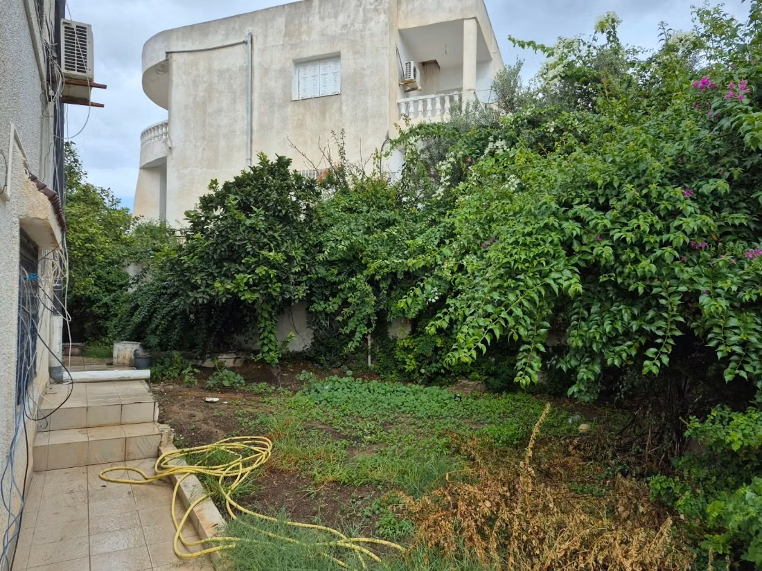 For sale villa in El Menzah 8