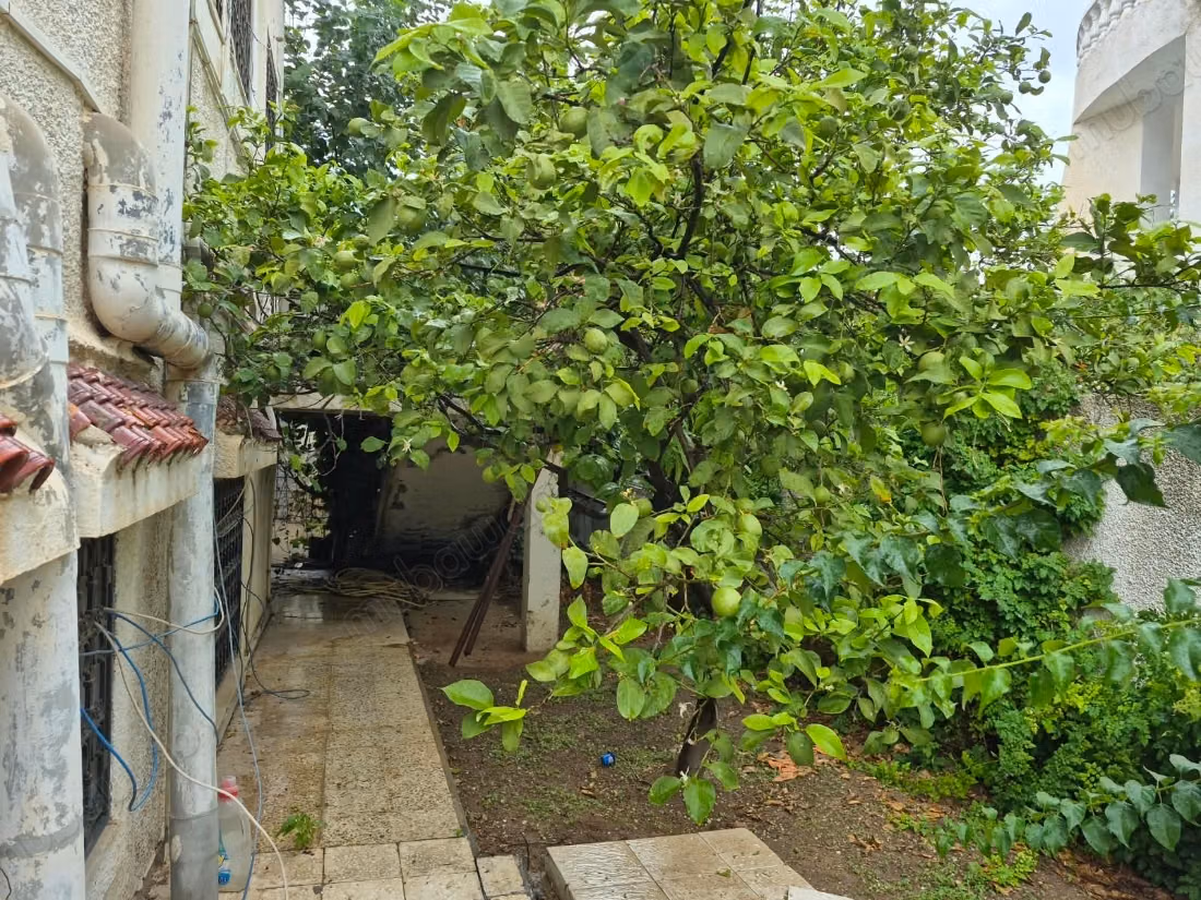 For sale villa in El Menzah 8