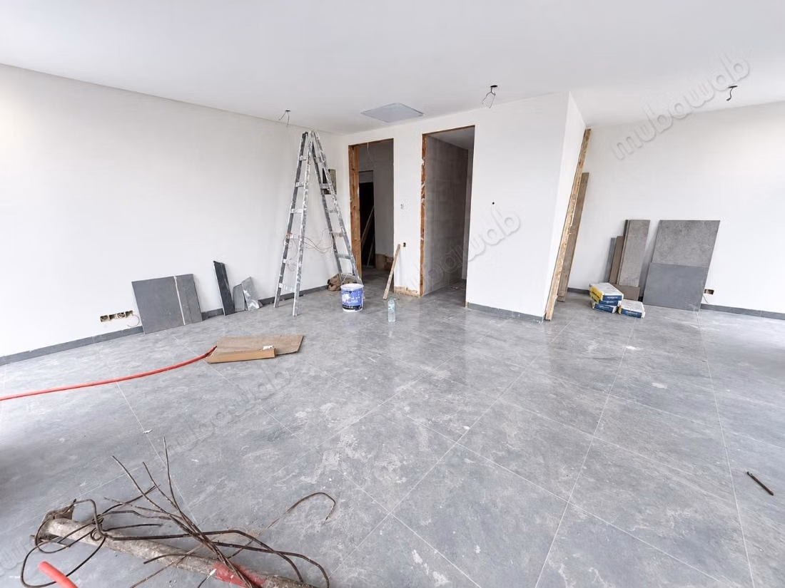 Beauséjour/Immeuble neuf 1100 m² proche CFC