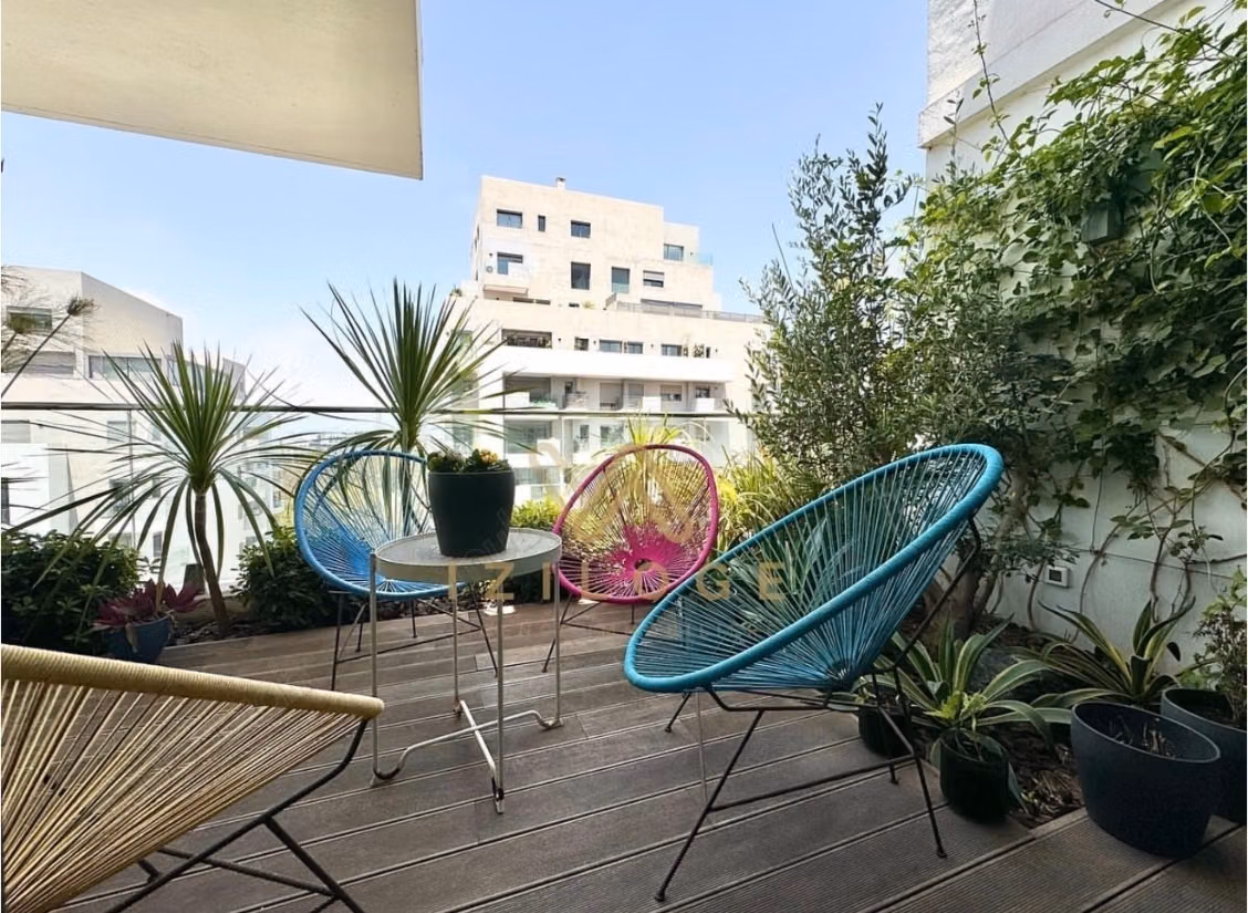 Apartment for rent in Casablanca Finance City. Area 160 m²