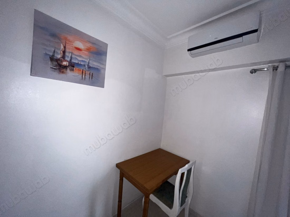 Appartement en location vacance 3 pièce à corniche 
vue sur mer avec parking et wifi