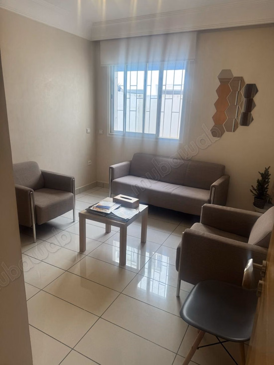 Beautiful apartment for sale in Sidi Maarouf. 2 comfortable rooms. Well furnished