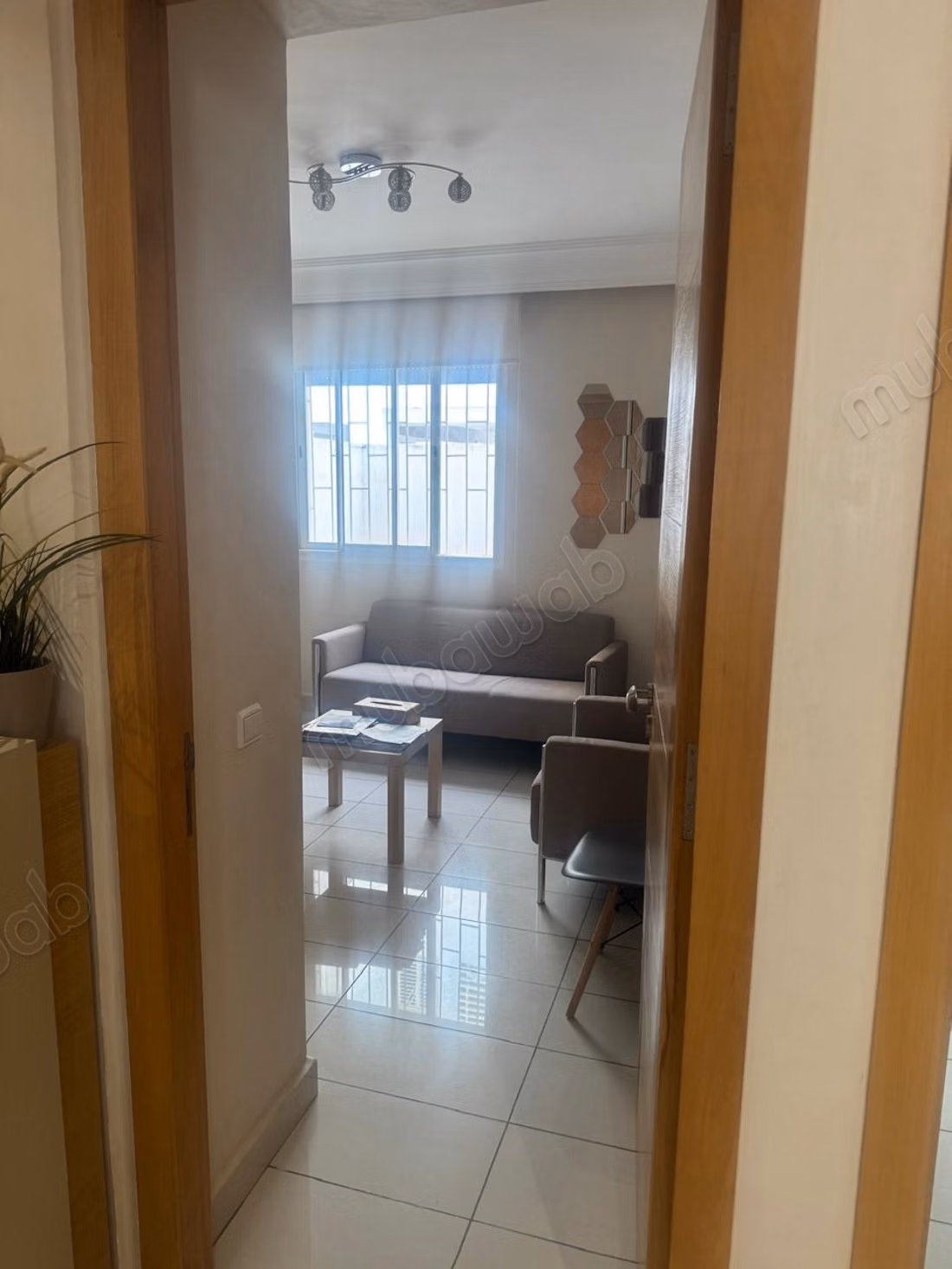Beautiful apartment for sale in Sidi Maarouf. 2 comfortable rooms. Well furnished