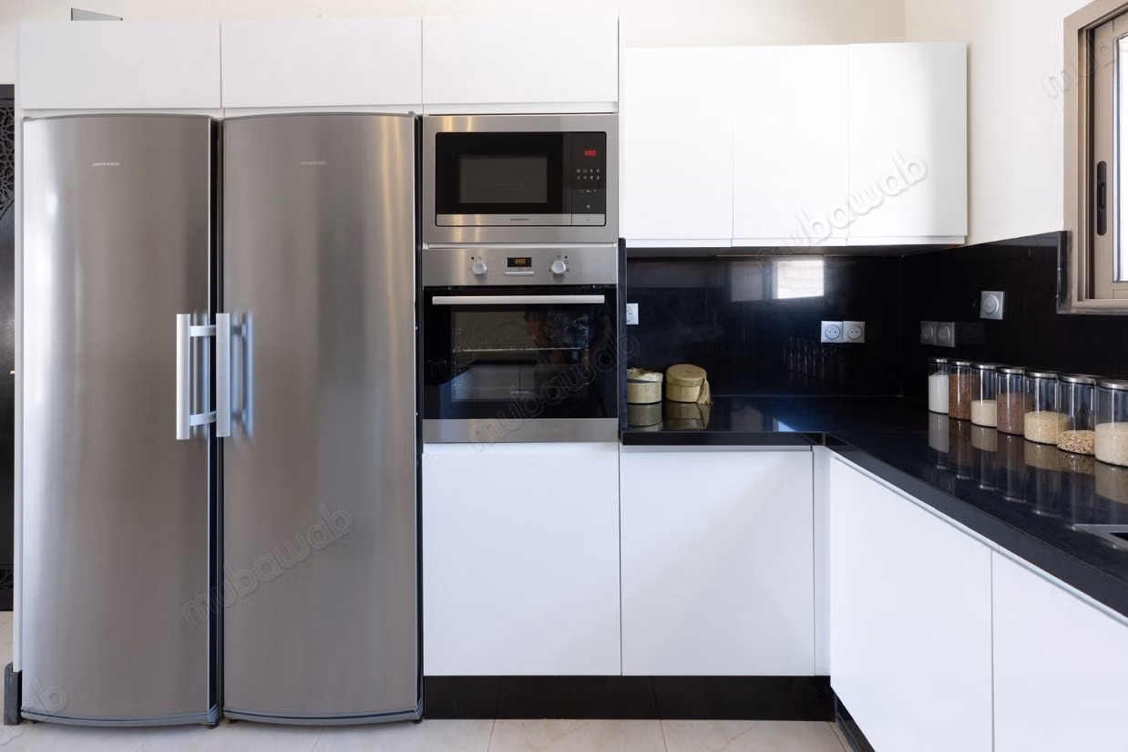 Maison de luxe à vendre à Route de l'Ourika. 
5 grandes pièces. 
Meublé