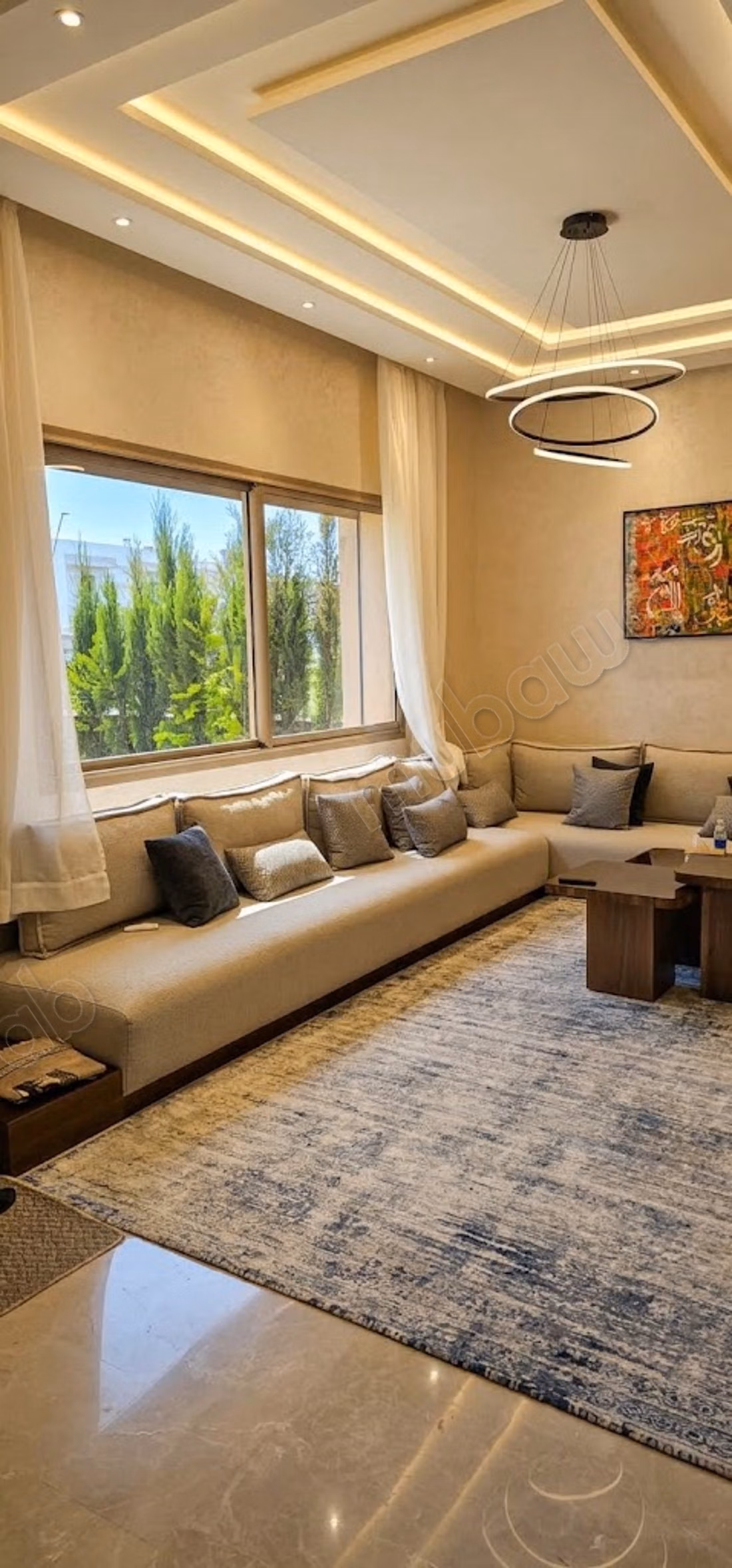 Grande villa avec piscine et hammam 
noria golf 
LLD vide