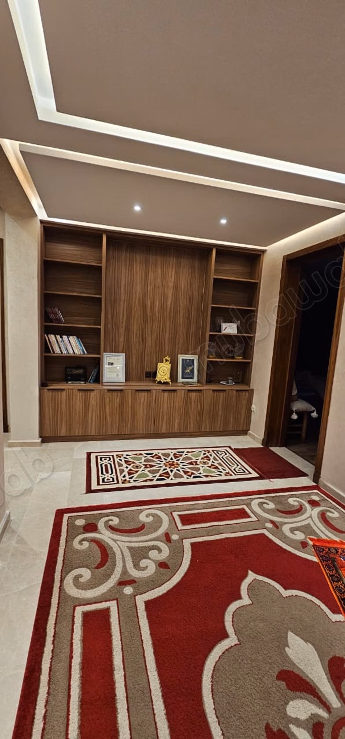 Grande villa avec piscine et hammam 
noria golf 
LLD vide