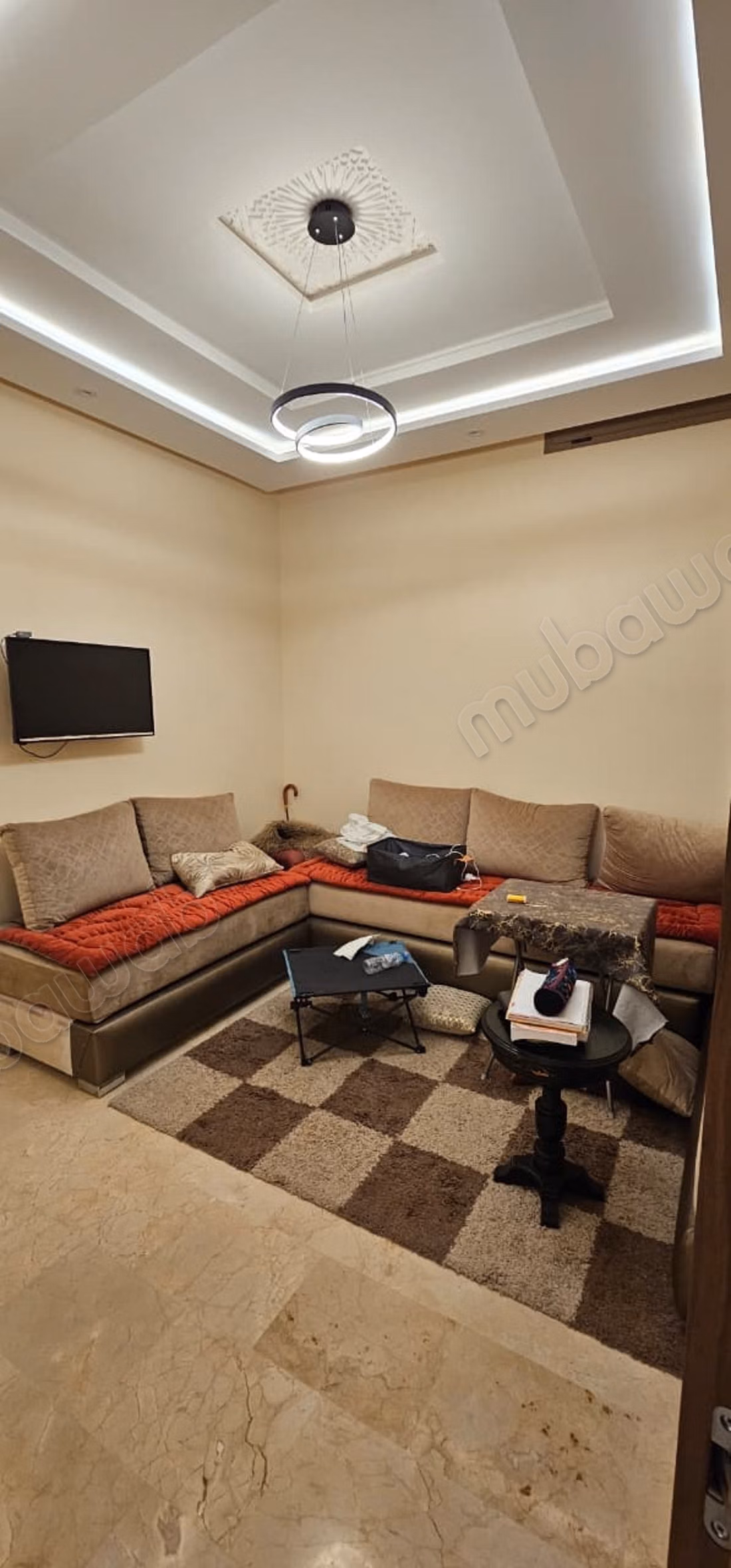 Grande villa avec piscine et hammam 
noria golf 
LLD vide