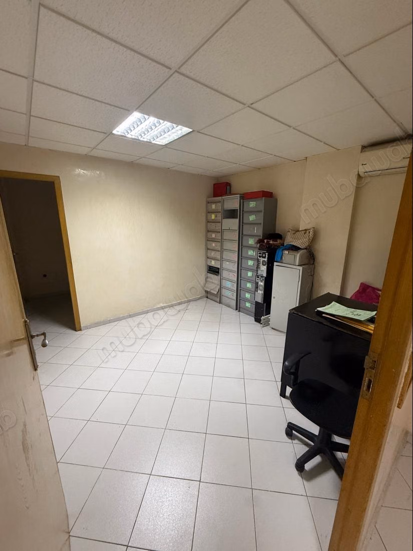 Bureau professionnel de 119 m² // Proche Tribunaux