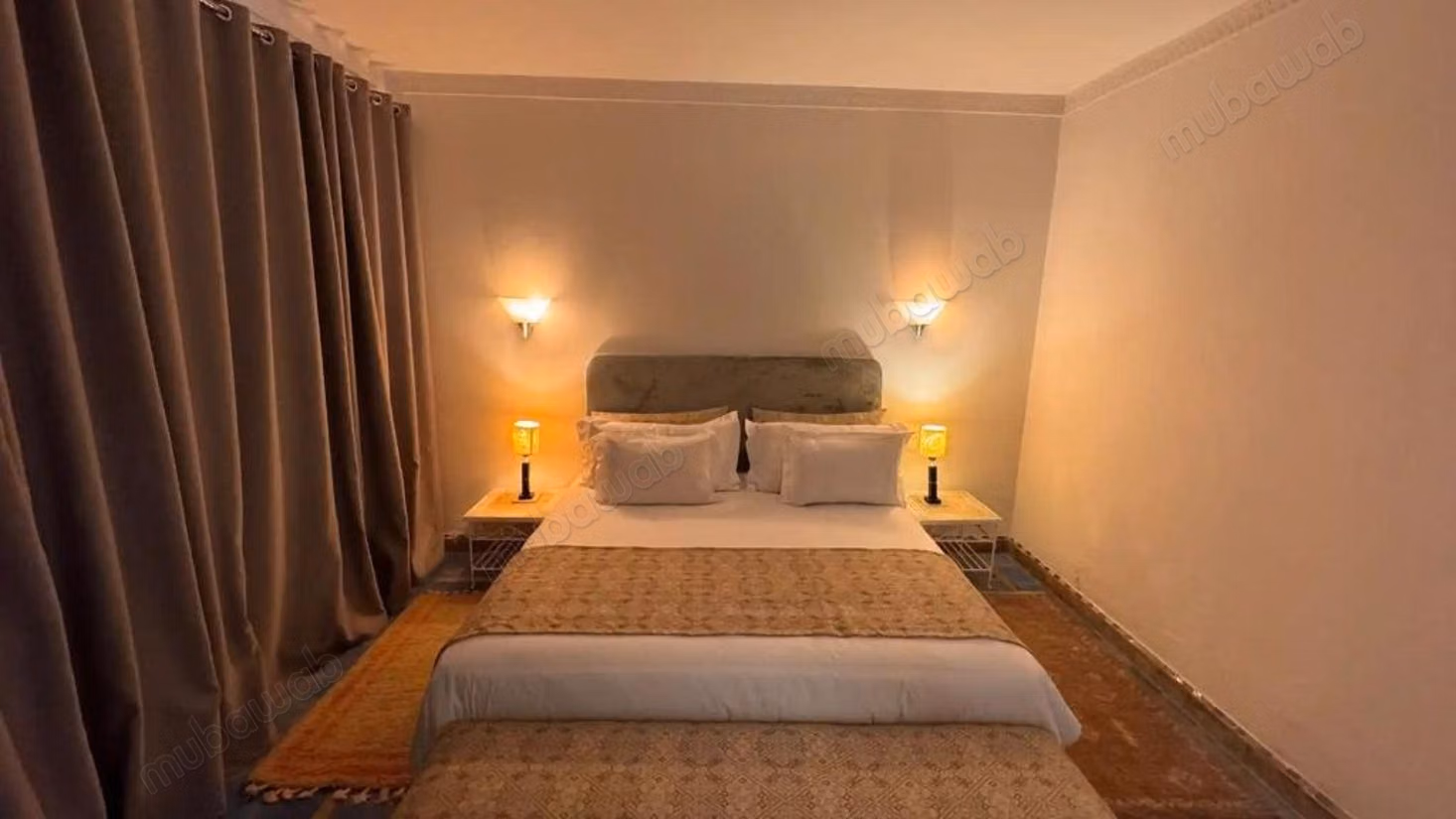 High-end house for sale on Fez Road. 4 large rooms. Well furnished