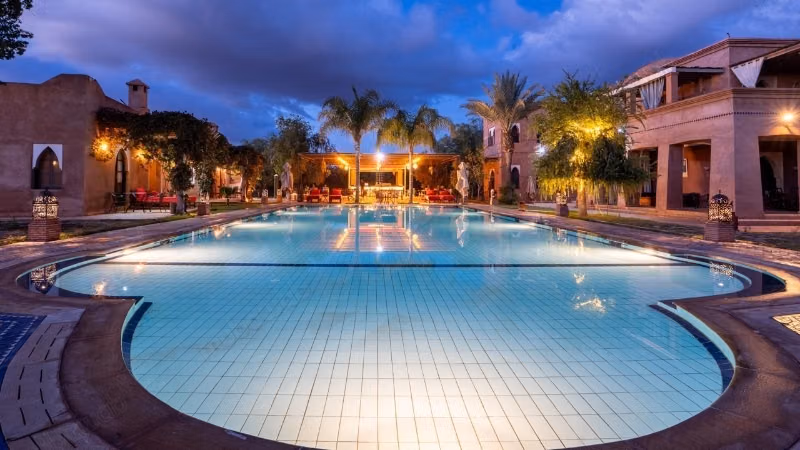 High-end house for sale on Fez Road. 4 large rooms. Well furnished