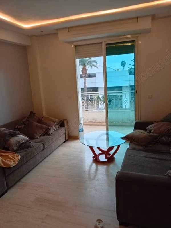 Muy bonito apartamento en alquiler en Les Orangers. 2 habitaciones grandes. Amueblado