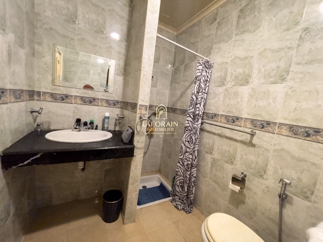 Appartement meublé à vendre à Ennakhil