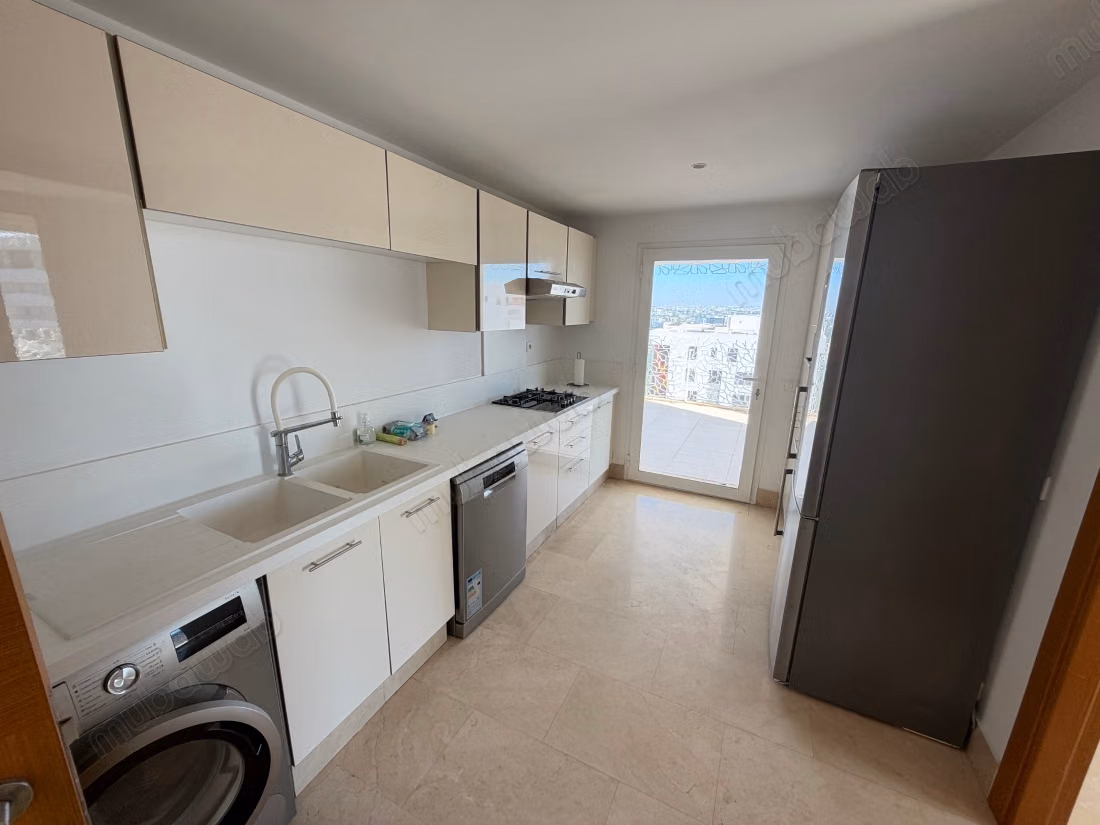 Apartamento en alquiler en Casablanca Finance City. 3 habitaciones