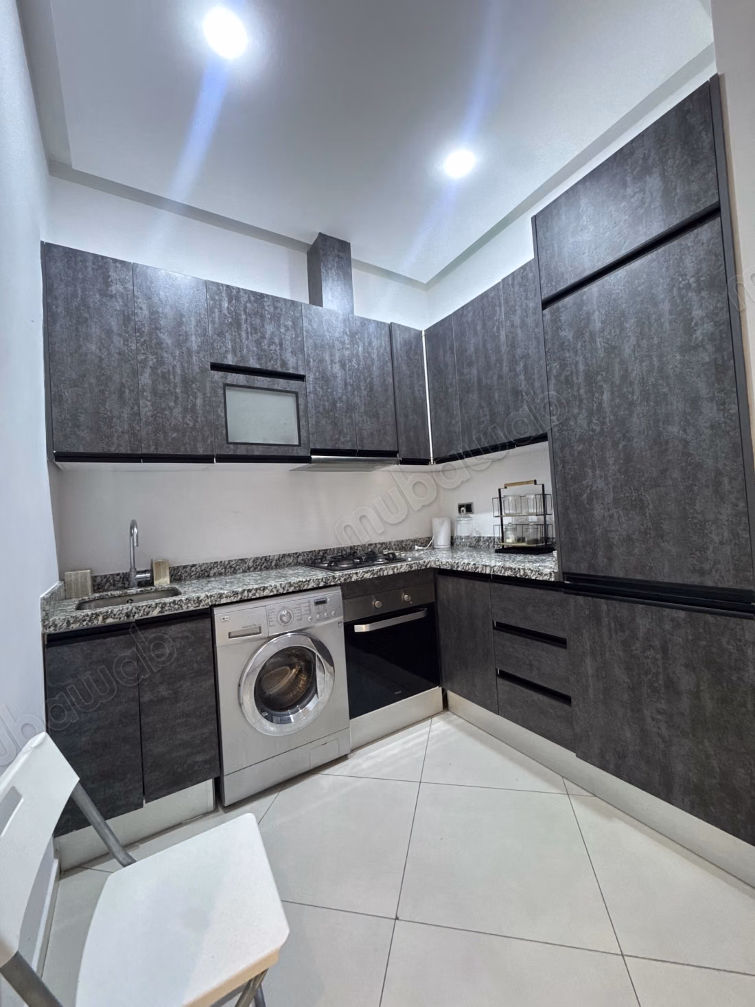 Au Golf: Appartement moderne avec Piscine à louer