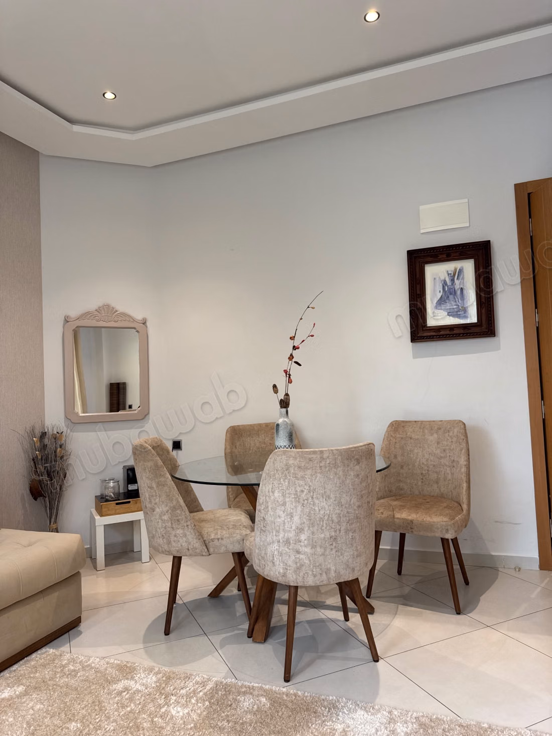 Au Golf: Appartement moderne avec Piscine à louer