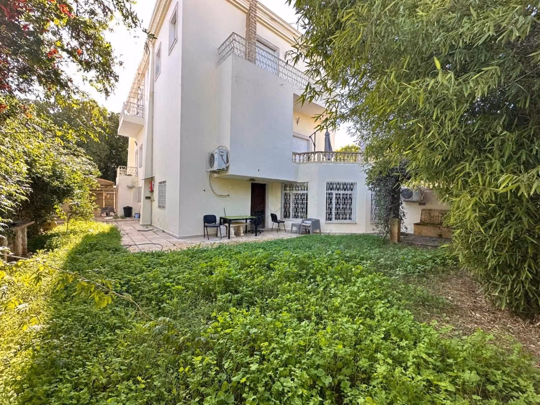 In affitto villa moderna uso ufficio a Mutuelle città