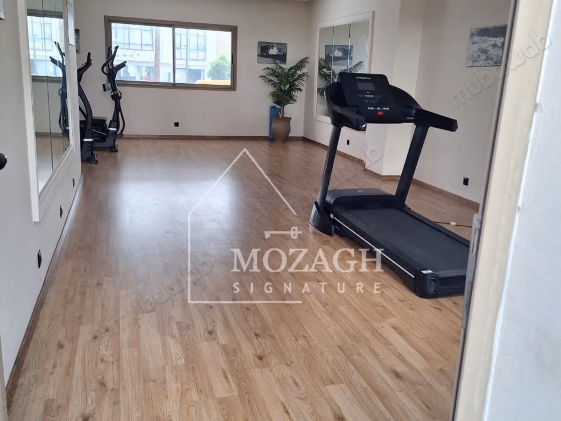 Bel appartement moderne au cœur du Bd Taddart