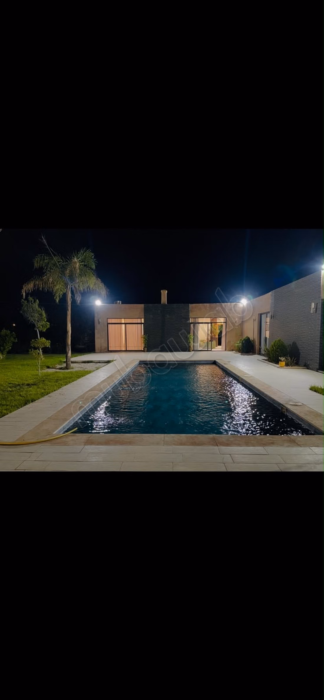 Luxury villa for rent on Fez Road. Area 300 m². Well furnished