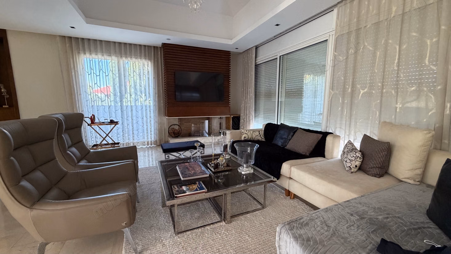 Villa d’exception à louer – front golf, ville verte bouskoura