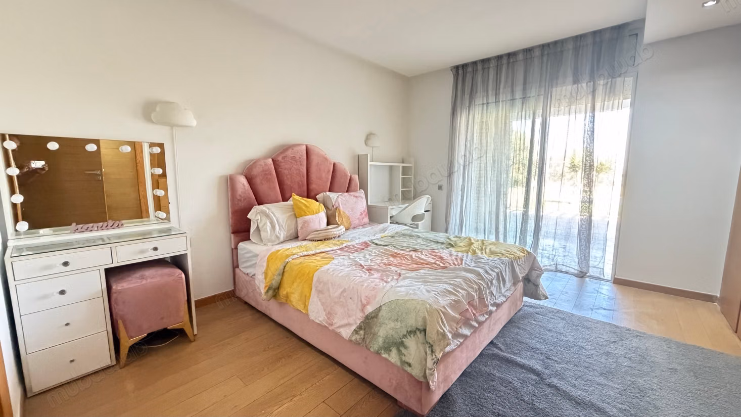 Villa d’exception à louer – front golf, ville verte bouskoura