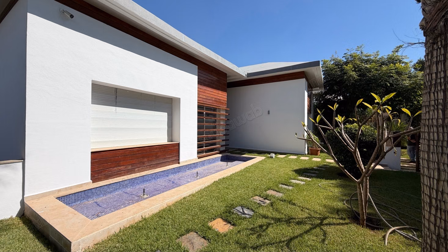 Villa d’exception à louer – front golf, ville verte bouskoura