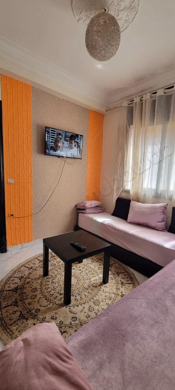 Studio meublé à louer – Oulfa