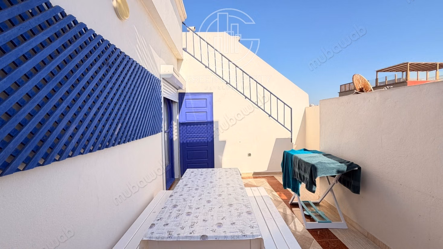Bel appartement meublé avec double terrasse