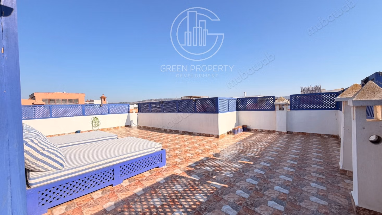 Bel appartement meublé avec double terrasse