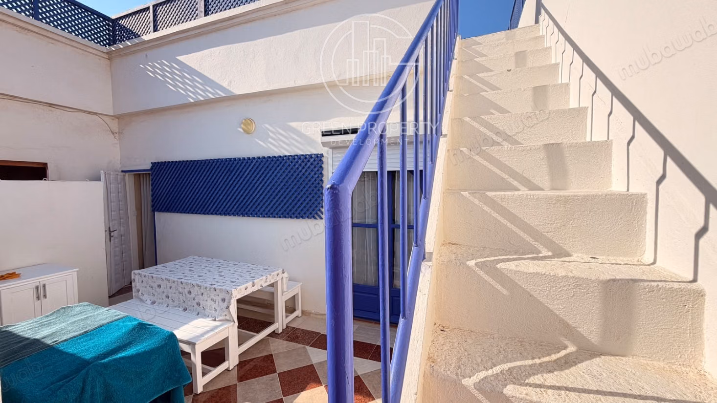 Bel appartement meublé avec double terrasse