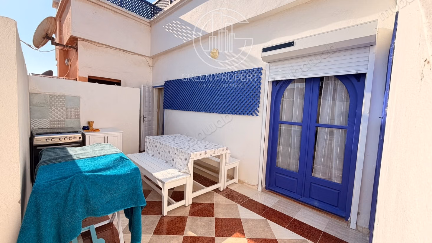 Bel appartement meublé avec double terrasse