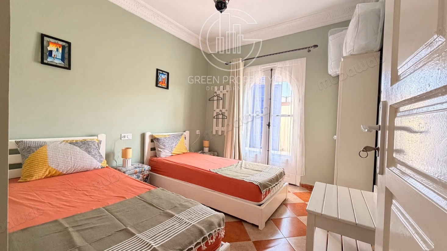 Bel appartement meublé avec double terrasse