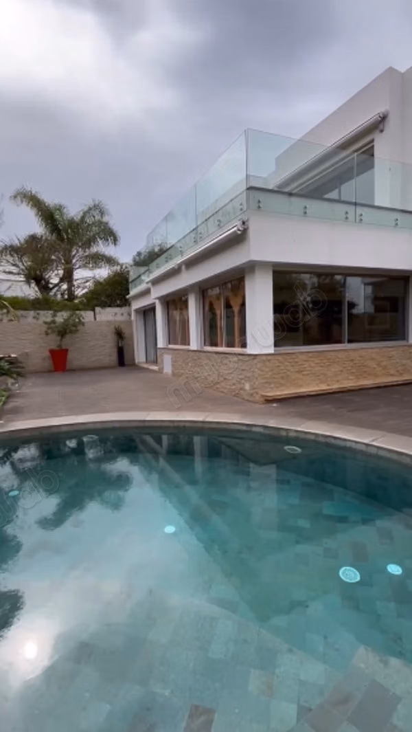 Villa de luxe avec piscine 
Anfa supérieur