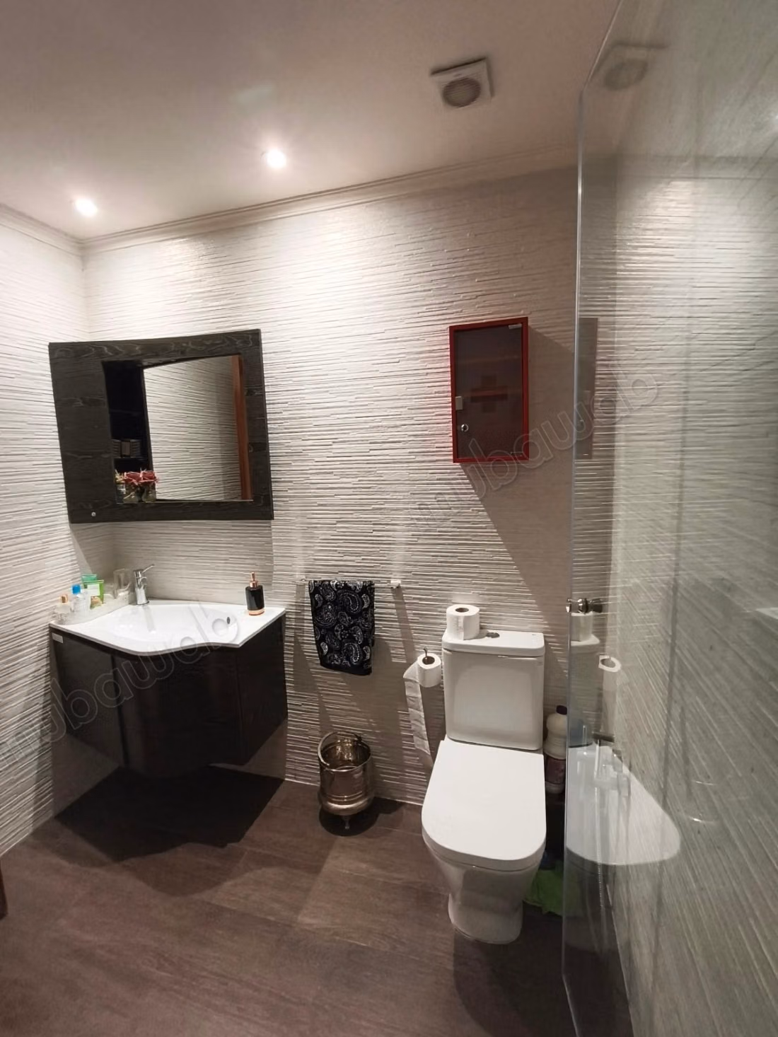 Beautiful furnished apartment for rent in Racine