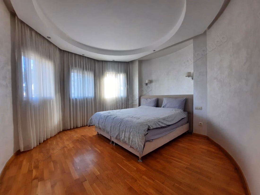 Appartement meublé de 110 m² à louer