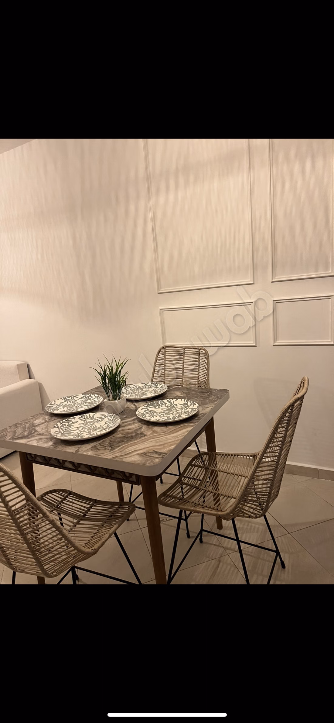 Bel appartement à vendre à Sharaf. Superficie totale de 44 m². Meublé