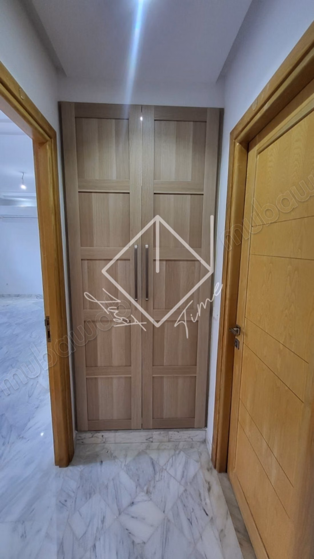 Villa en duplex S4 à vendre à cité ghazela