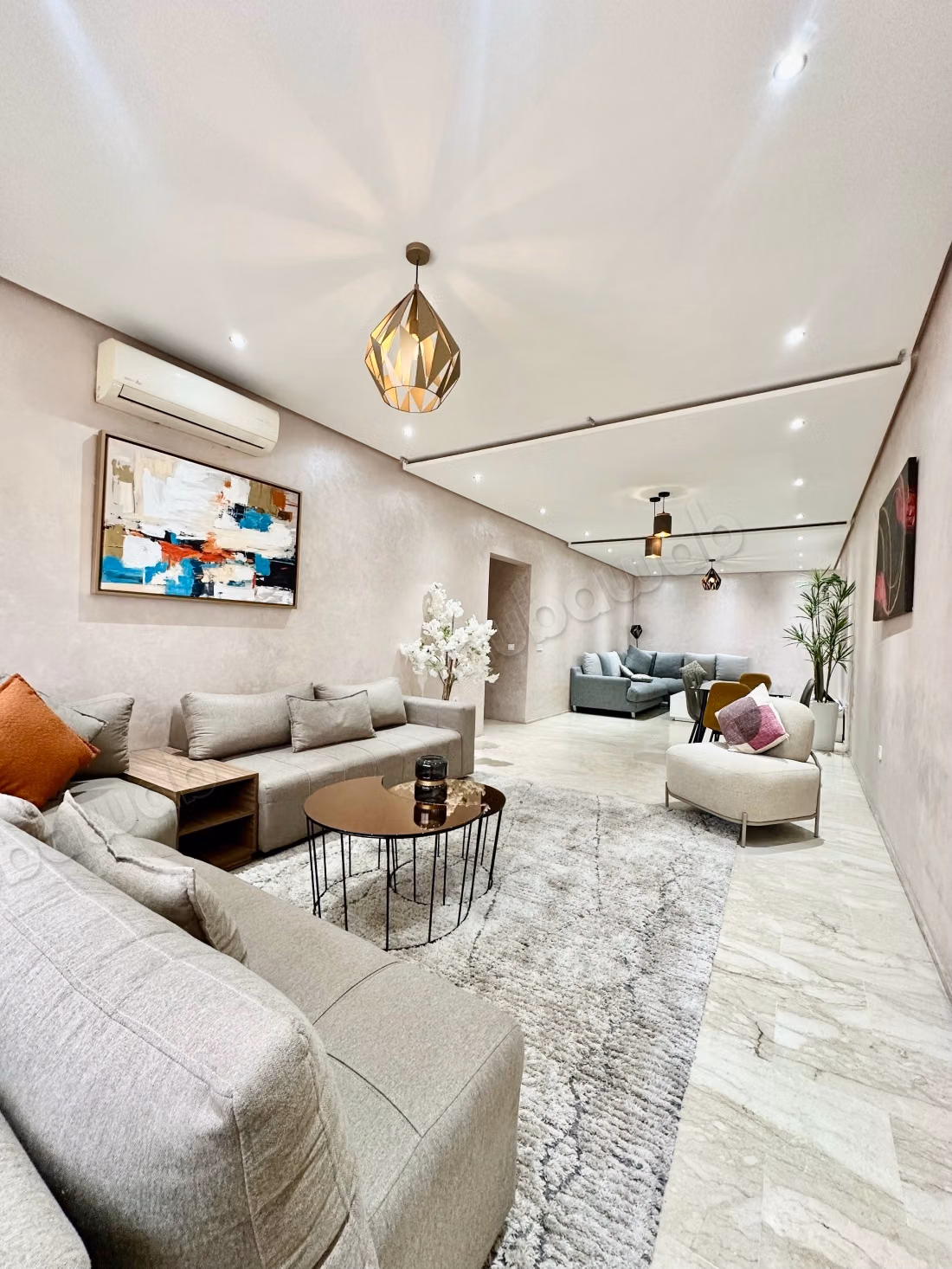 Appartements à louer à Guéliz. 1 Pièce. Antenne parabolique et sécurité