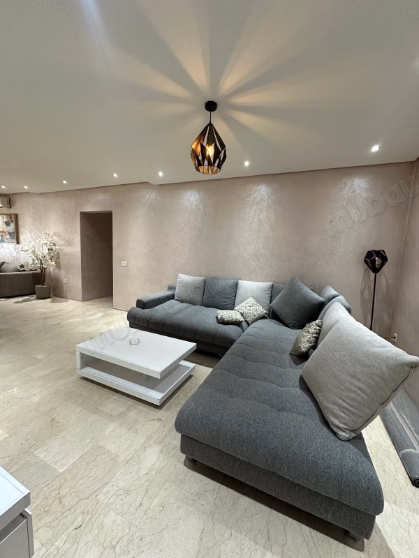 Appartements à louer à Guéliz. 1 Pièce. Antenne parabolique et sécurité