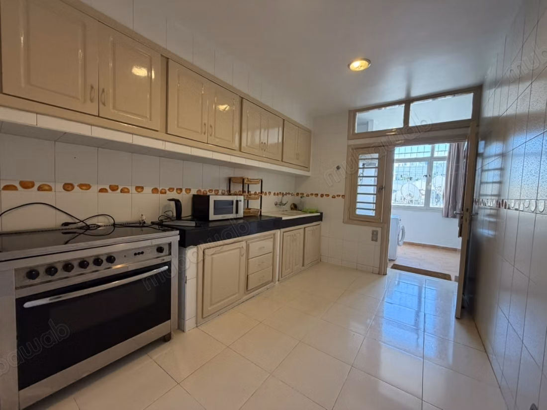 Spacious apartment for rent empty Gauthier