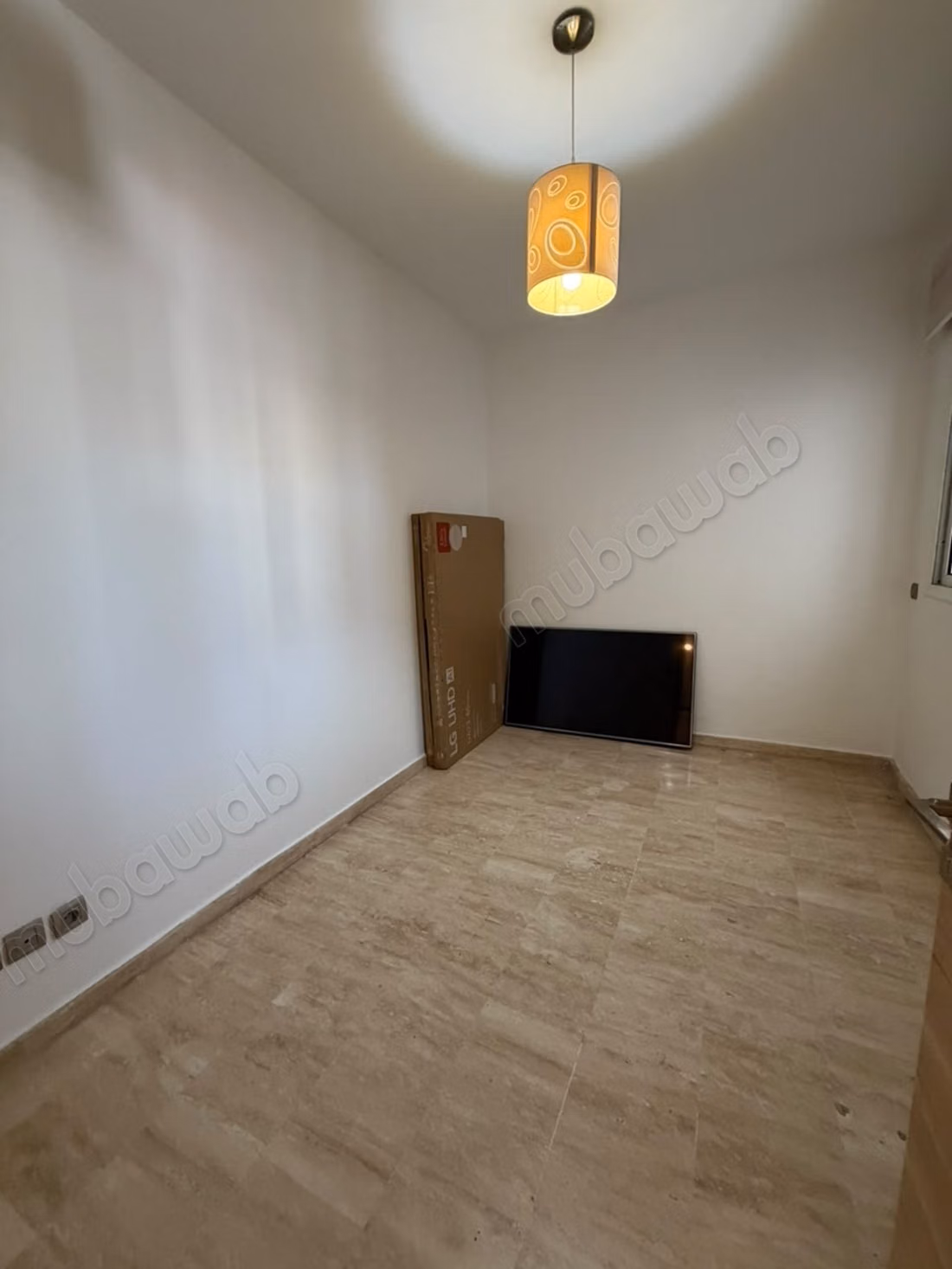 Spacious apartment for rent empty Gauthier