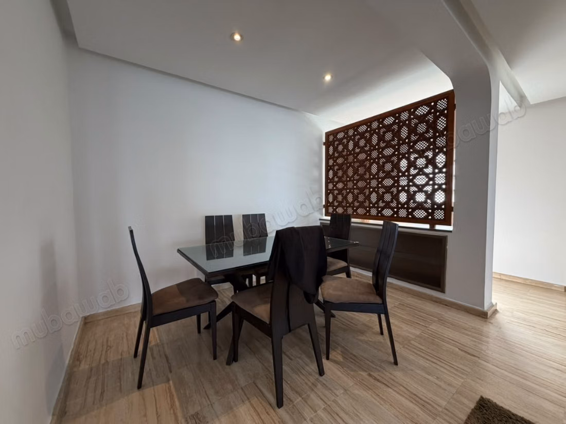 Spacious apartment for rent empty Gauthier