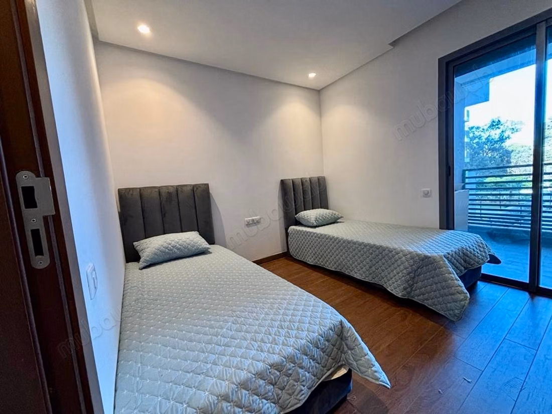 À louer – magnifique appartement meublé à cfc, résidence de standing avec piscines