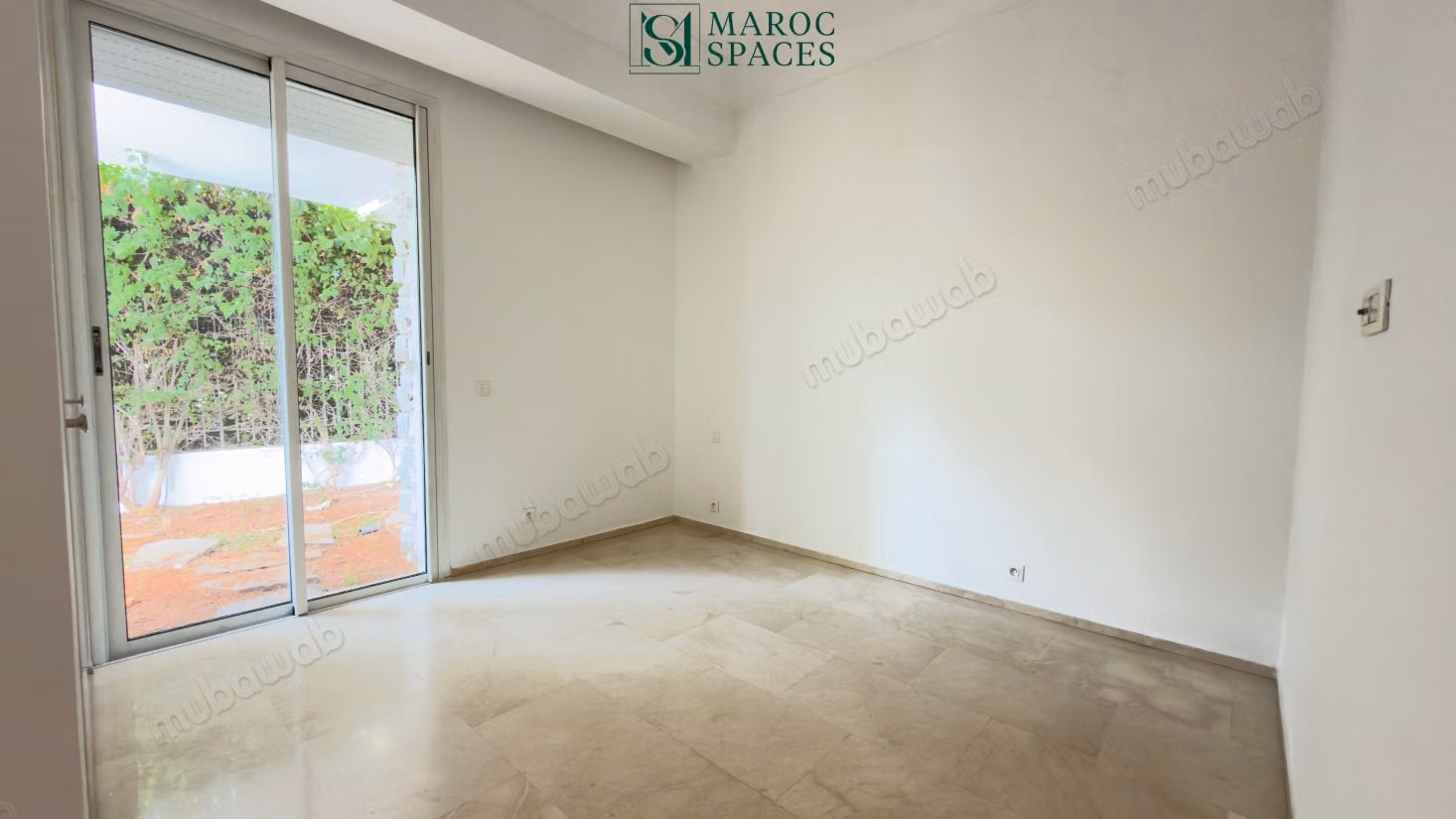 Appartement 3 chambres à louer avec jardin 200m²