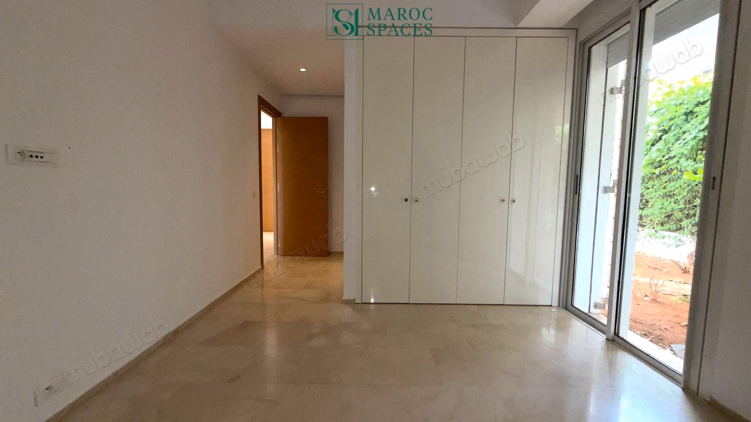 Appartement 3 chambres à louer avec jardin 200m²